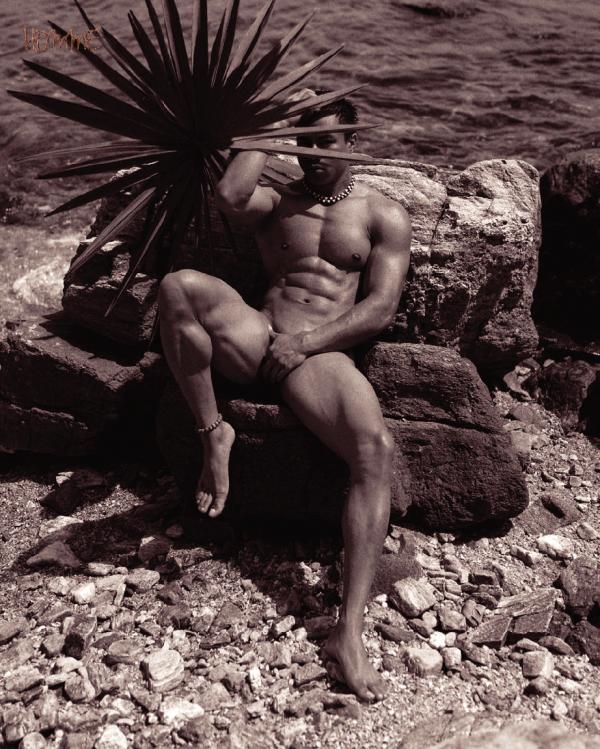 Homme-6-精壯美男魚